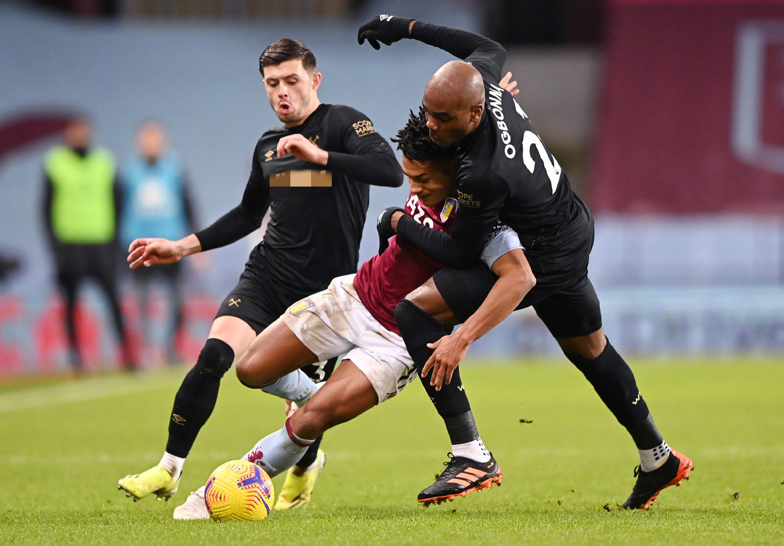 强烈攻势所 强烈攻势所