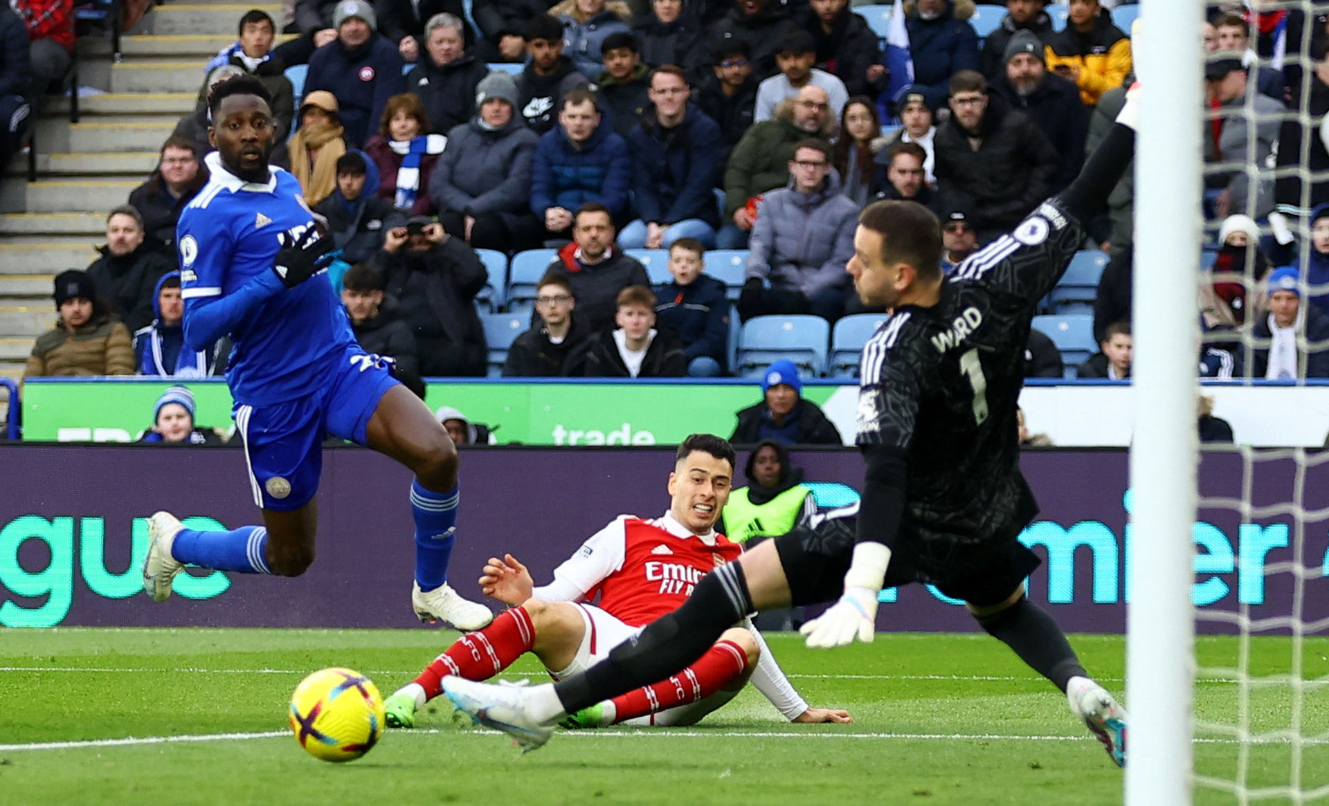 江水般在这 江水般在这